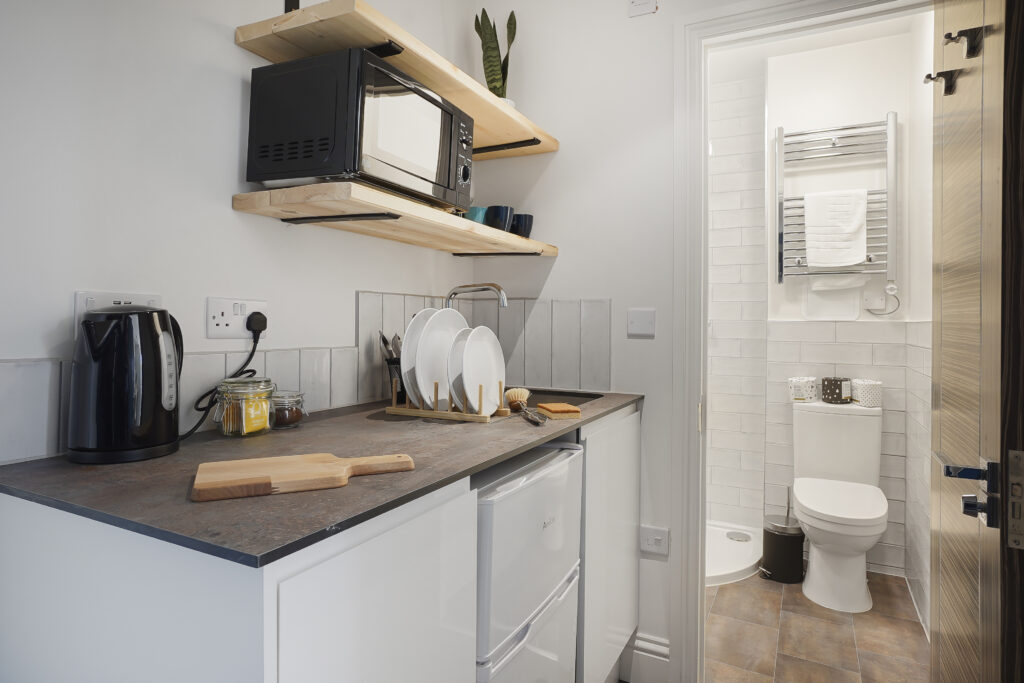 R7_kitchen 1